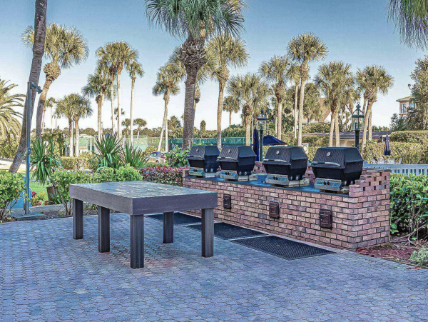 Beautiful Two Bedroom Vacation Rental Condo in Siesta Key